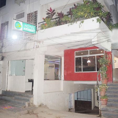 Arihant Hotel Hyderabad Esterno foto