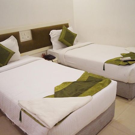 Arihant Hotel Hyderabad Esterno foto