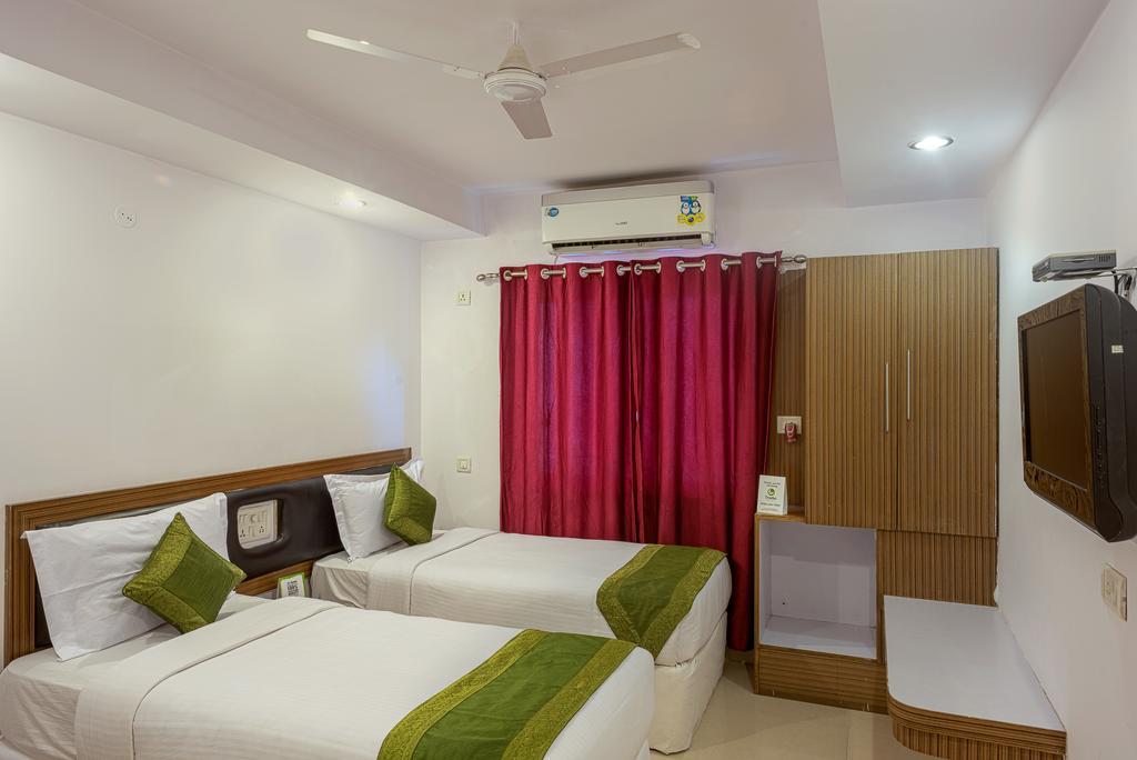 Arihant Hotel Hyderabad Esterno foto