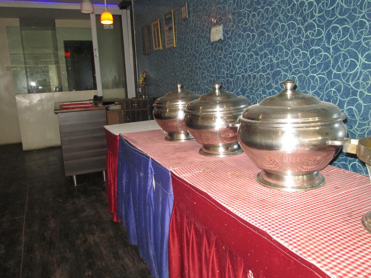 Arihant Hotel Hyderabad Esterno foto