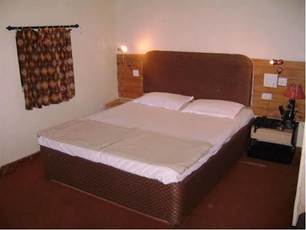 Arihant Hotel Hyderabad Esterno foto